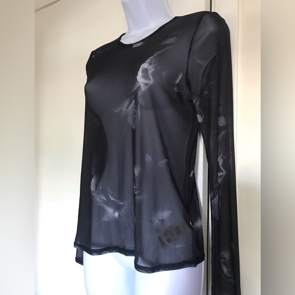 RM Rebecca Minkoff ,size L, long sleeves screen like fabric , nice details - Picture 4 of 16